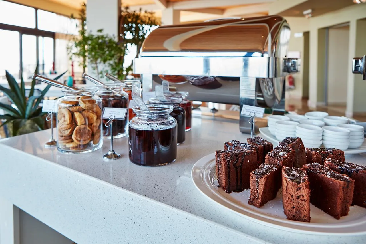 Med-Inn Hotel Гюллюк