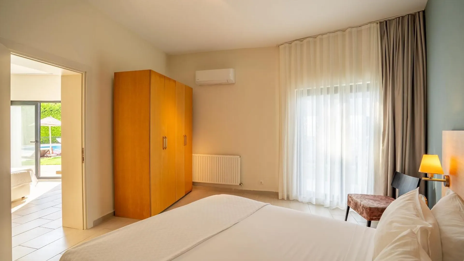 Med-Inn Hotel Gulluk 4*,