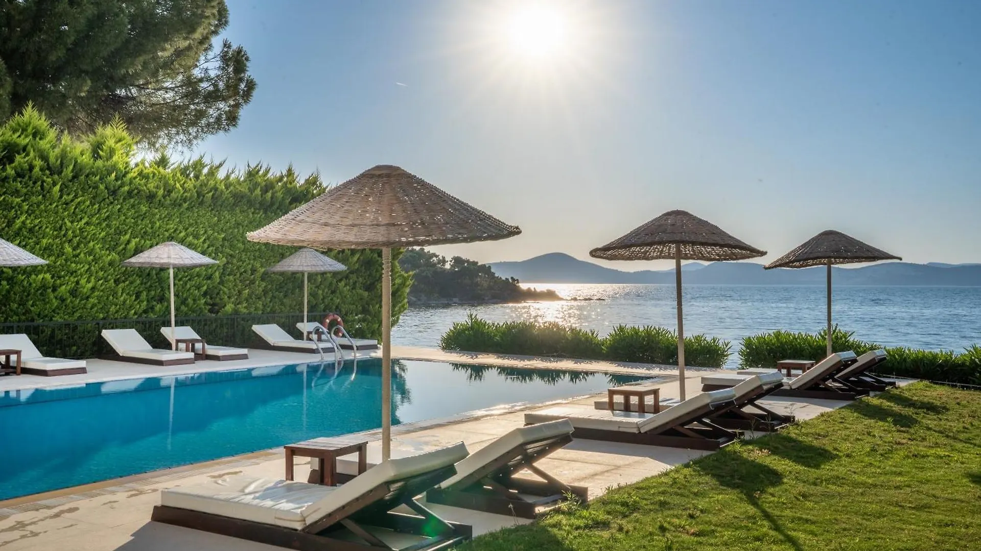 Med-Inn Hotel Gulluk 4*,